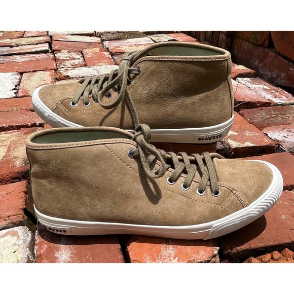 Mens SeaVees mid cut Suede and leather lace up sneaker, Size 10 - Picture 1 of 12